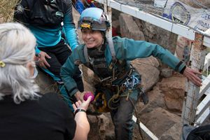 Beatriz Flamini, la mujer que pasó 500 días en una cueva, por fin vio la luz