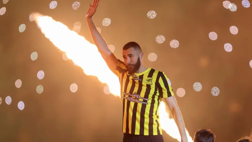 Así fue la espectacular bienvenida a Karim Benzema con el Al-Ittihad