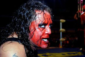 Chessman, el luchador que golpeó a Adrián Marcelo, es hijo de un exjugador del América