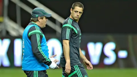 Piojo lanzó dardo al Tata: 'Yo hubiera rescatado el vestidor para llamar a Chicharito'