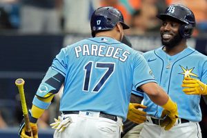 ¡Tarde mexicana en la MLB! Arozarena, Isaac Paredes y Ramón Urías hicieron jonrón