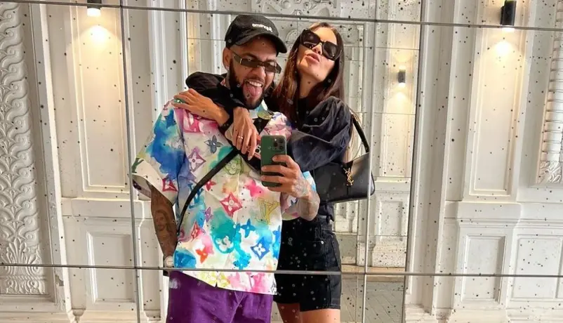 Joana Sanz niega que Dani Alves la haya corrido de su casa, pues la ama: "Está aferrado a mí"