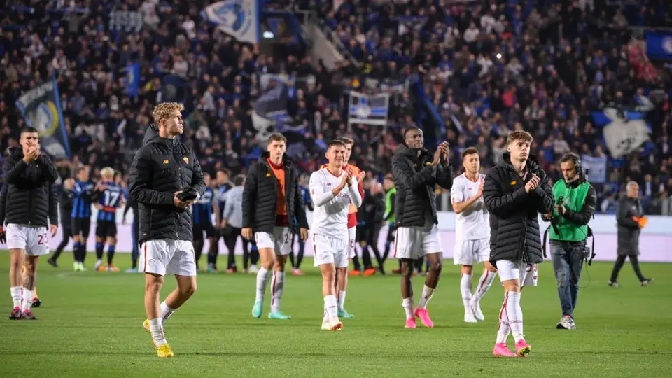 Serie A: La Roma de José Mourinho cayó ante Atalanta y se aleja de la Champions