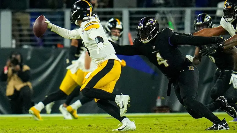 NFL: Steelers venció a los Ravens tras dramática remontada y siguen con esperanzas de postemporada