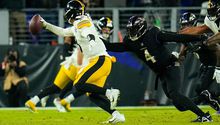 NFL: Steelers venció a los Ravens tras dramática remontada y siguen con esperanzas de postemporada