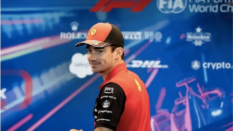 F1: Charles Leclerc está hablando con Mercedes, confirman medios italianos