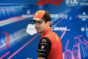 F1: Charles Leclerc está hablando con Mercedes, confirman medios italianos