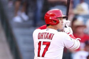 Shohei Ohtani llega a 30 cuadrangulares en la temporada e iguala récord de Sammy Sosa