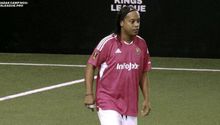 Jugador de la Kings League confesó a qué huele Ronaldinho