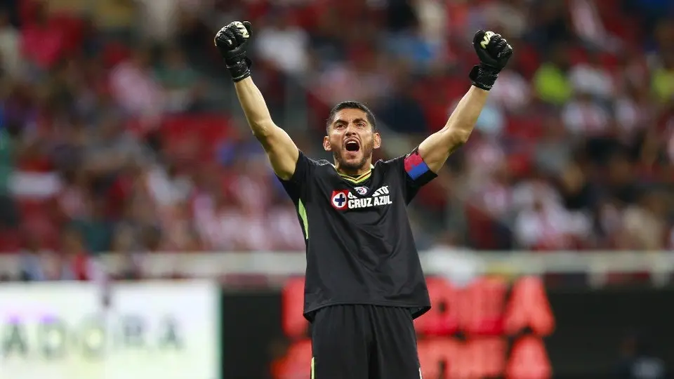 Jesús Corona se despide de Cruz Azul, su futuro apunta a La Frontera