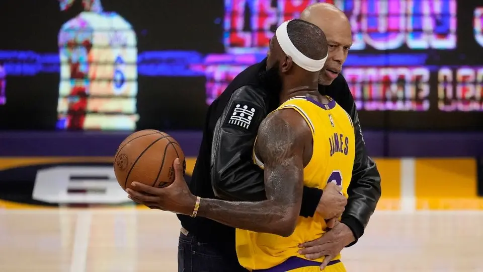Kareem Abdul-Jabbar sobre LeBron: "Tiene esa esencia llamada liderazgo"