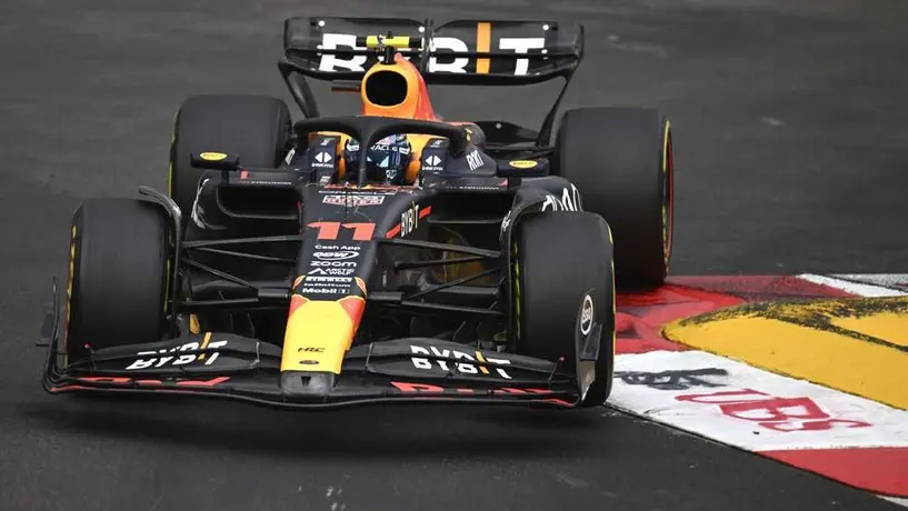 Checo Pérez se va motivado tras las prácticas libres del viernes: 'Fue un buen día'