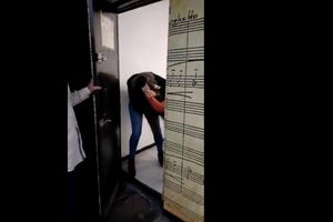 Taquilleras del metro arman tremenda bronca en la estación División del Norte