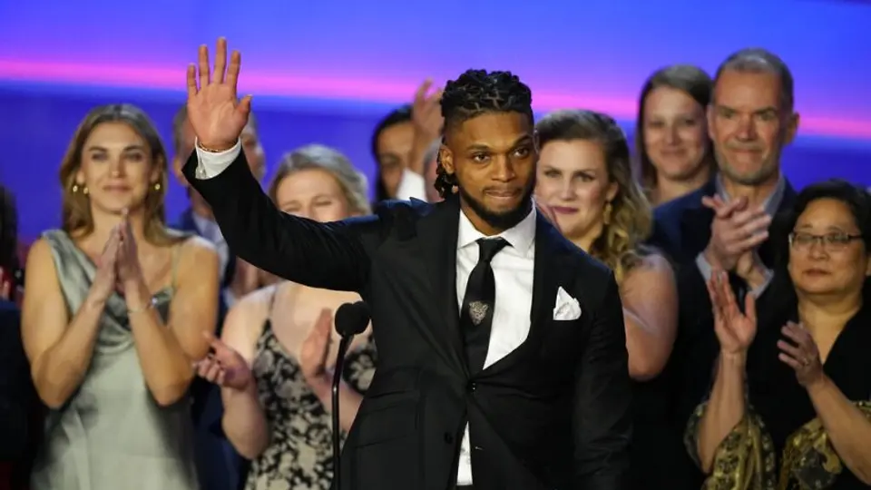 Damar Hamlin: Protagonizó el momento más emotivo de los NFL Honors