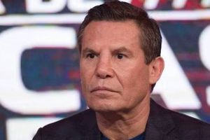 Canelo: Julio César Chávez explotó contra la producción durante la pelea