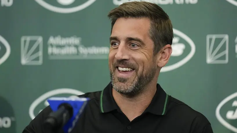 Aaron Rodgers defendió el uso de hongos alucinógenos