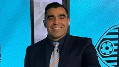 'Chiquimarco' es exhibido tras reclamar fuera de lugar inexistente en el Toluca vs Tigres