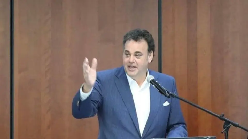 Faitelson explota contra 'Canelo' tras anunicar su pelea: "¿Así pretende ser el mejor?