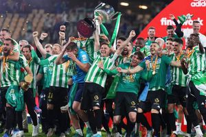 Benedicto XVI: La extraña coincidencia entre la muerte del Papa y el Real Betis