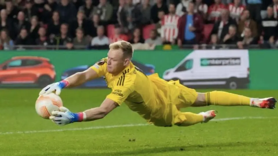 Premier League: Fanático del Tottenham fue sentenciado tras golpear al portero del Arsenal