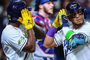 Isaac Paredes anda encendido, pegó dos jonrones y un doble en triunfo de Rays