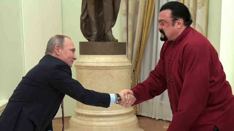 Steven Seagal abre centro de Aikido en Moscú para entrenar a soldados rusos; gobierno lo paga