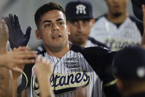 LMB: Sultanes aseguró la serie ante Diablos Rojos al vencer en extrainnings