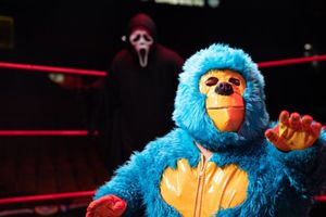 CMLL: Ghostface, de la película Scream, aterrorizó el cuadrilátero