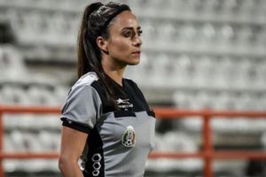 Árbitra que fue expulsada de Liga MX acusa robo de identidad en redes