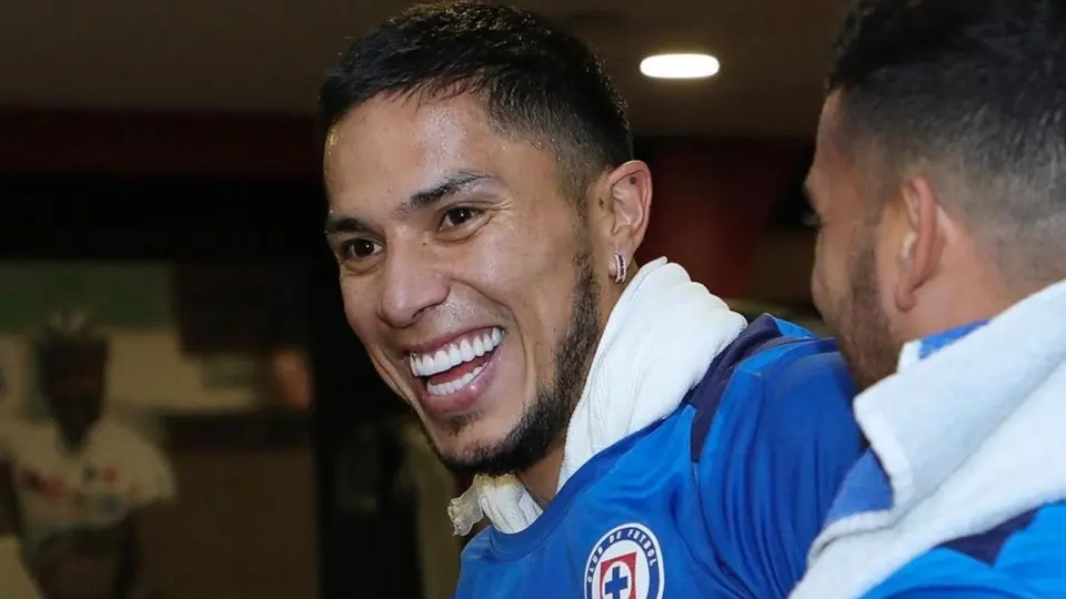 Titán Salcedo sobre Cruz Azul: 'Ya me estoy enamorando de La Máquina'