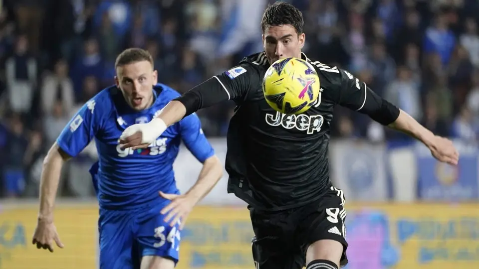Juventus, con un ambiente anímico por los suelos, cayó por goleada ante Empoli