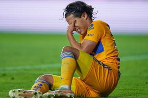 Tigres: Ex del América, Reinaldo Navia, critica a los comentaristas por 'agrandar' a Diego Lainez