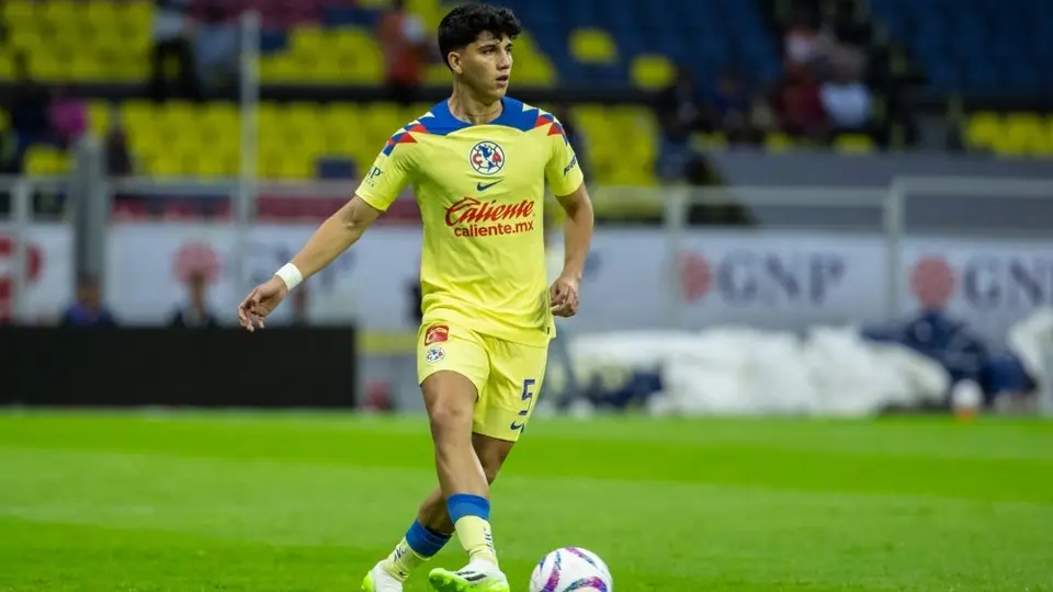 América: Kevin Álvarez debuta oficialmente con las Águilas en juego vs Juárez