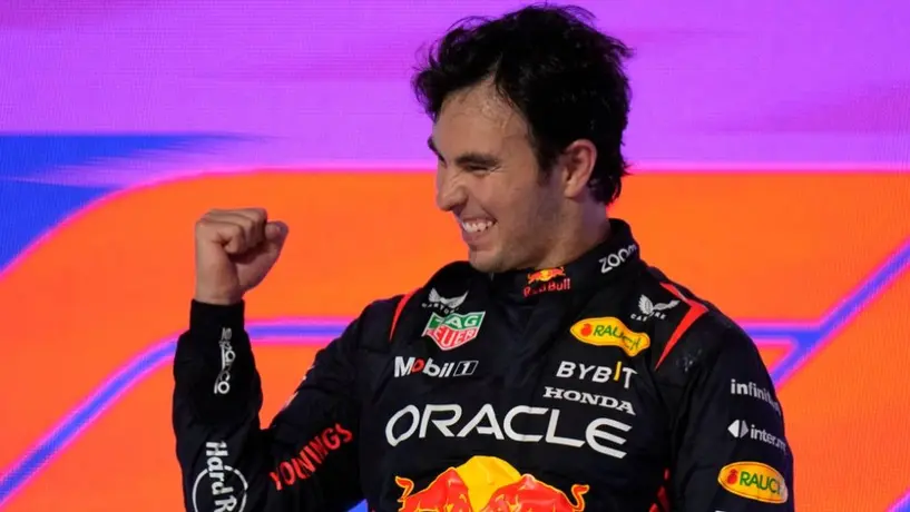Red Bull le cerró las puertas a Lewis Hamilton y reafirmó a Checo Pérez y Max Verstappen