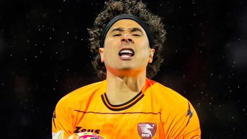 Guillermo Ochoa: Sumó tres derrotas consecutivas en su regreso a Europa
