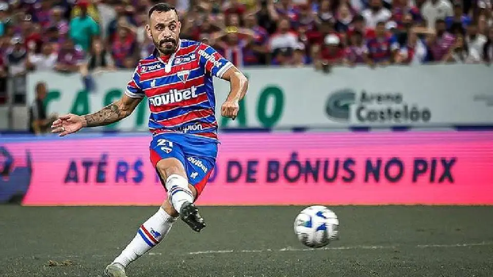 Acuerdo entre Cruz Azul y Fortaleza por Moisés Vieira