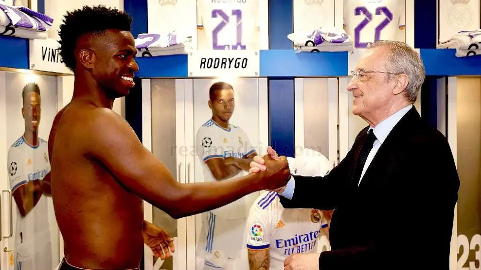 Florentino se reunió con Vinicius tras lo sucedido en Valencia para mostrarle su apoyo