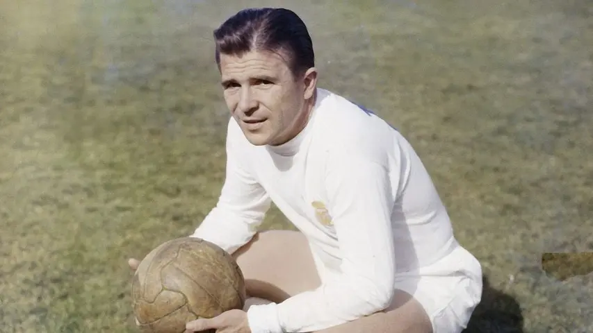 Ferenc Puskas siendo presentado en Madrid