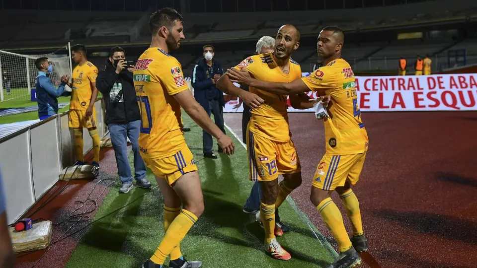 Robert Dante Siboldi: El día que Guido Pizarro retó a golpes a su ahora DT