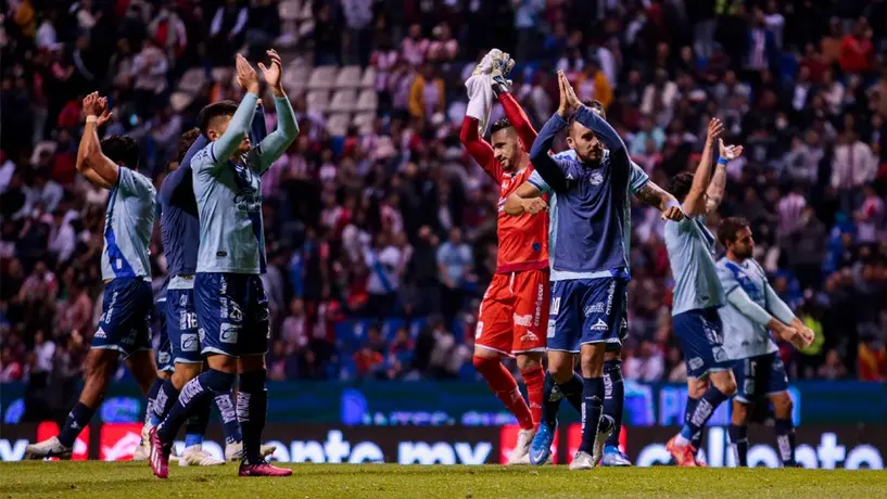 Puebla vs Chivas: Rescatistas en terremoto de Turquía fueron homenajeados en el descanso