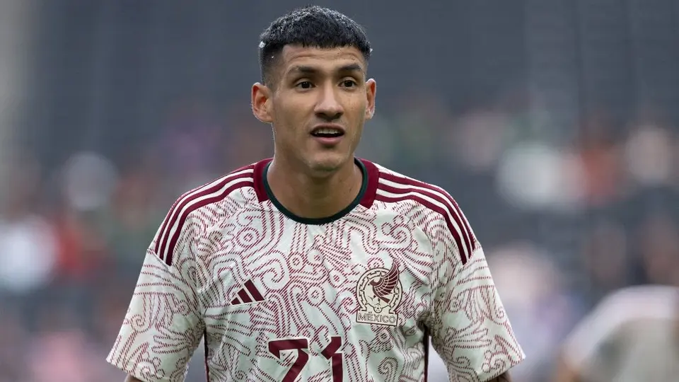 Antuna sobre la falta de apoyo de la afición al Tri: 'Me sorprendió mucho'