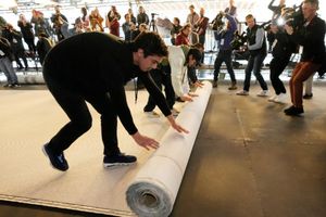 Oscar 2023: ¿Por qué se cambió el color de la emblemática alfombra roja?