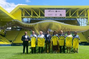 Villarreal presenta en La Ceramica a 'nuevo' dinosaurio que lleva su nombre