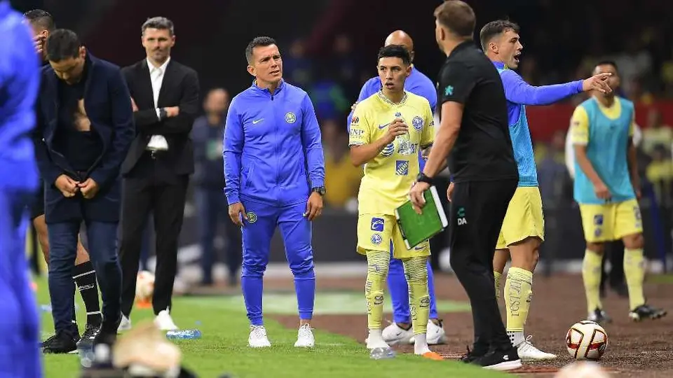 América: Se revela el por qué Tano Ortiz y Larcamón tuvieron bronca en el partido