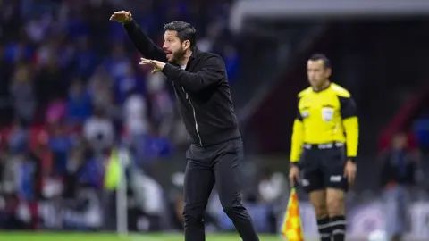 Benjamín Mora tras derrota ante Cruz Azul: "Venir al Estadio Azteca siempre es complicado"