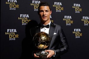Cristiano Ronaldo donó un Balón de Oro para la subasta de una fundación