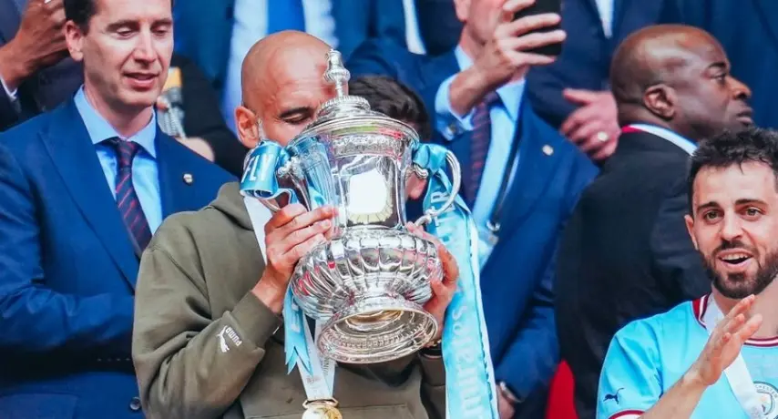 Pep Guardiola donará la recompensa económica que se le dará por haber ganado el Triplete