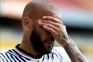 Hermano de Dani Alves critica a Joana Sanz por videos tras el divorcio