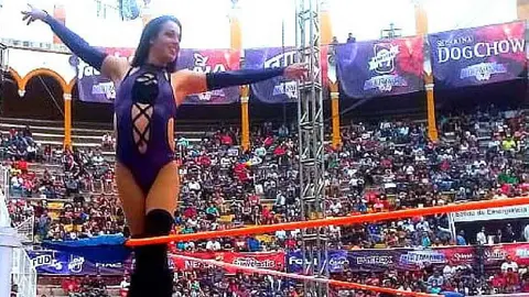 'Chica yeyé', luchador exótico, muere a los 35 años