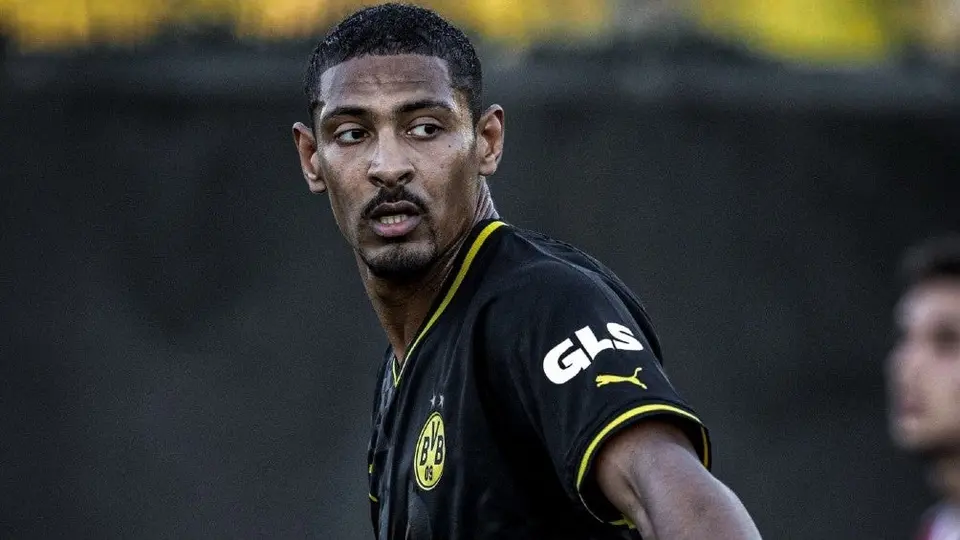 Borussia Dortmund: Sébastien Haller regresó al campo tras superar una cirugía de cáncer